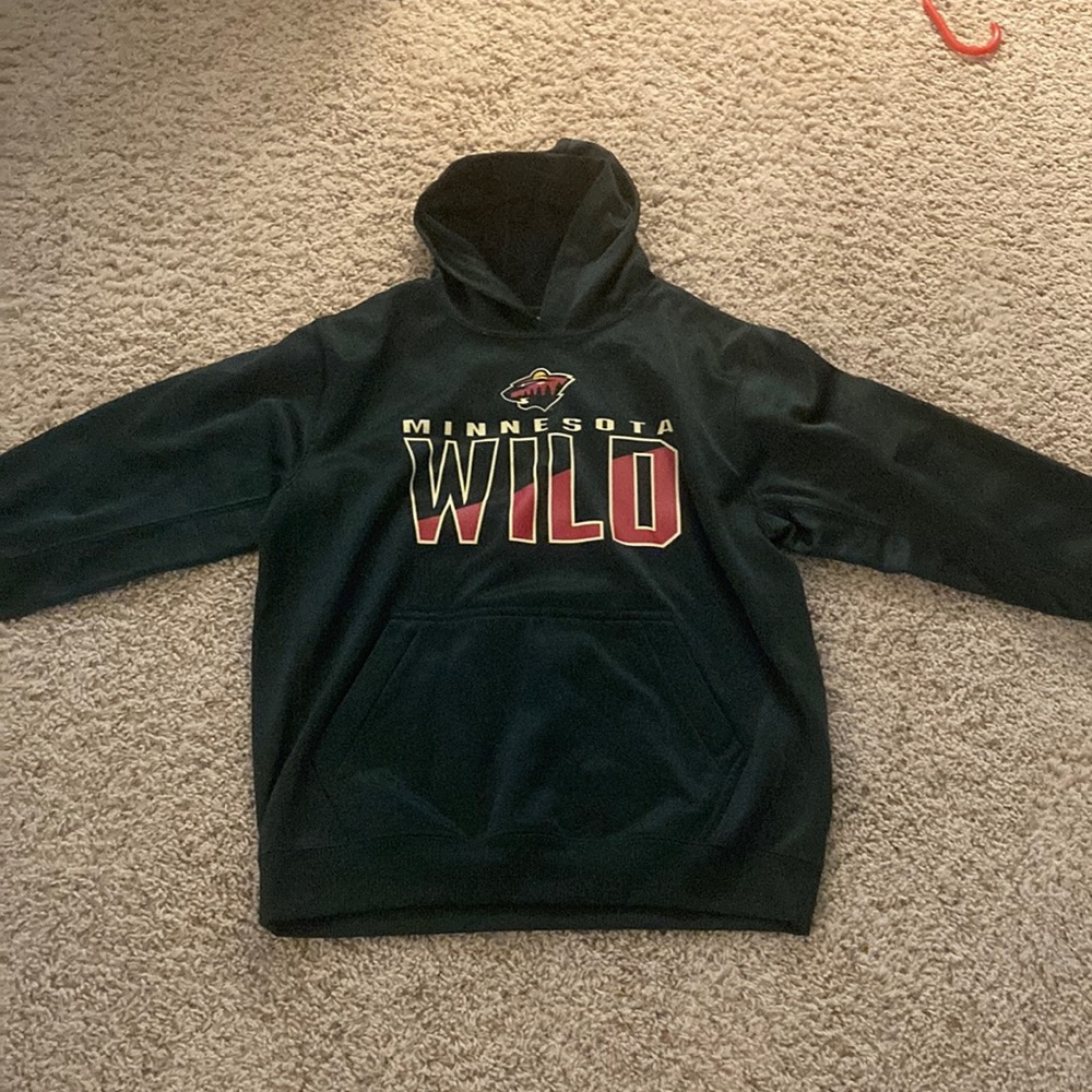 A green wild sweetshirt
